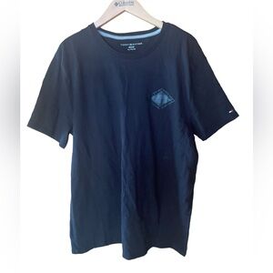 NWOT Tommy‎ Hilfiger T-Shirt